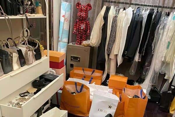 友谊县回收一线品牌衣服